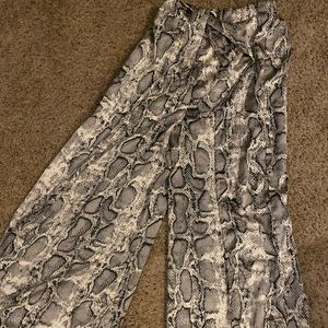 Wide leg flowy snakeskin print pants
